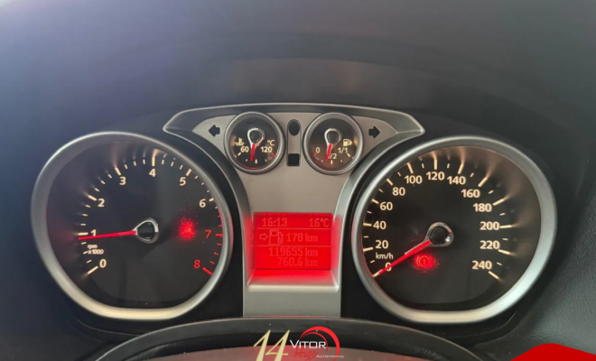 Ford Focus 1.6 S/SE/SE Plus Flex 8V/16V  5p 2012 Flex-13