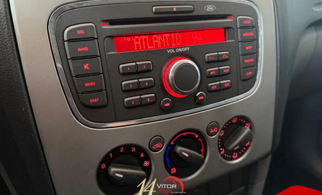 Ford Focus 1.6 S/SE/SE Plus Flex 8V/16V  5p 2012 Flex-7