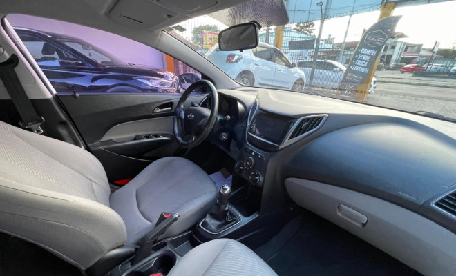 Hyundai HB20 Premium 1.6 Flex 16V Mec. 2013 Flex-8