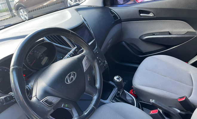 Hyundai HB20 Premium 1.6 Flex 16V Mec. 2013 Flex-4