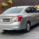 Nissan VERSA SL 1.6  Mec. 2013 Flex  Muito conforto pagando POUCO-2