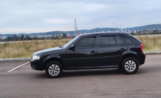 VW - VolksWagen Gol Plus 1.0 Mi Total Flex 4p 2007 Flex-0
