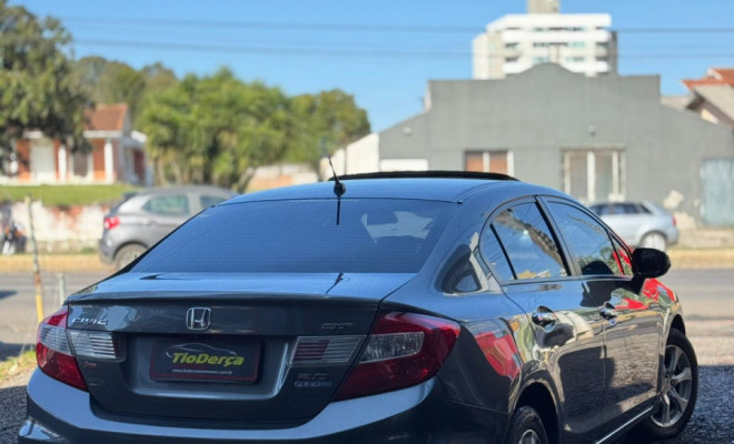 Honda Civic Sedan EXR 2.0 Flexone 16V Aut. 4p 2014 Flex-4