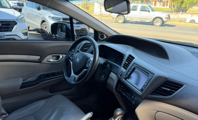Honda Civic Sedan EXR 2.0 Flexone 16V Aut. 4p 2014 Flex-9