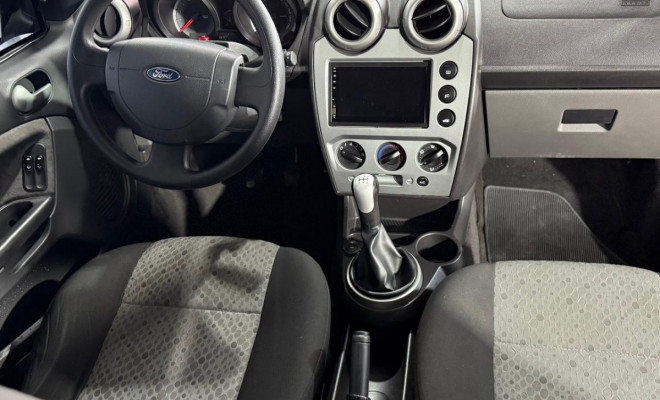 Ford Fiesta SE 1.0 8V Flex 5p 2014 Flex-4