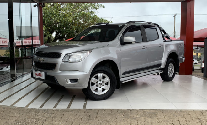 GM - Chevrolet S10 Pick-Up LT 2.5 Flex 4x2 CD 2015 Flex