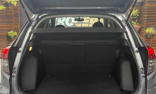 Honda HR-V EXL 1.8  Aut. 2020 Flex  Cheirando a Nova-8