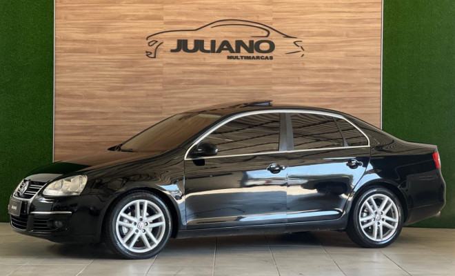 VW - VolksWagen JETTA 2.5 20V 150/170cv Tiptronic 2010 Gasolina-0