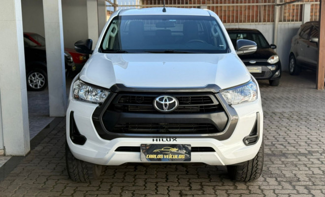 Toyota Hilux CD 4x4 2.8 Diesel Mec. 2023 Diesel