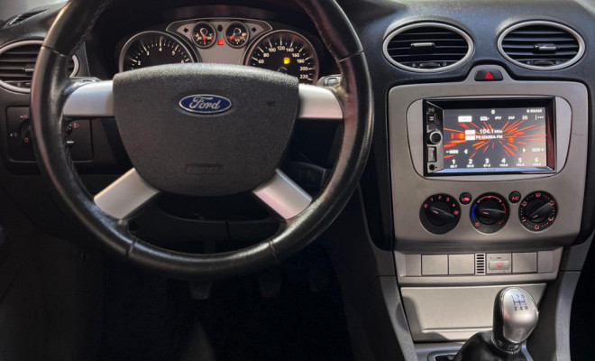 Ford Focus 1.6 S/SE/SE Plus Flex 8V/16V  5p 2013 Flex-6