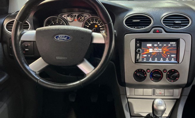 Ford Focus 1.6 S/SE/SE Plus Flex 8V/16V  5p 2013 Flex-5