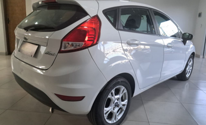 Ford Fiesta 1.5 16V Flex Mec. 5p 2014 Flex-2