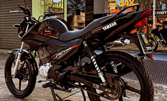 YAMAHA YBR 125i FACTOR ED/ANO 2017 Flex-1