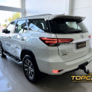 Toyota Hilux SW4 SRX 4x4 2.8 TDI 16V Dies. Aut. 2017 Diesel-4
