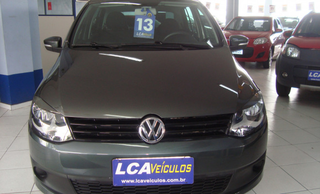 VW - VolksWagen Fox 1.0 Mi Total Flex 8V 5p 2013 Flex-1