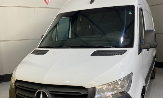 Mercedes-Benz Sprinter 416 Furgão  T.B. 2.2 Dies. 2022 Diesel-1