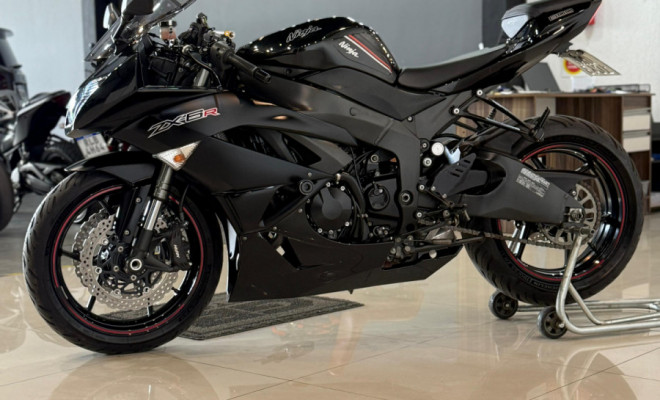 KAWASAKI NINJA ZX-6R 600cc 2012 Gasolina-3