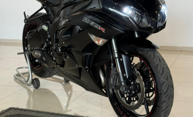 KAWASAKI NINJA ZX-6R 600cc 2012 Gasolina-0