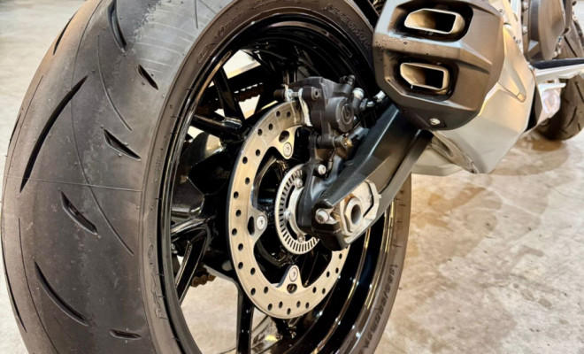 BMW F 900 R Sport Plus 2025 Gasolina-15