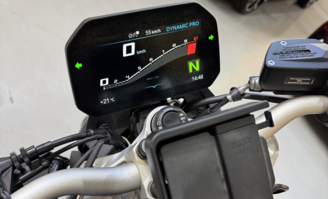 BMW F 900 R Sport Plus 2025 Gasolina-6