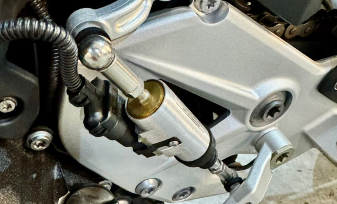 BMW F 900 R Sport Plus 2025 Gasolina-8