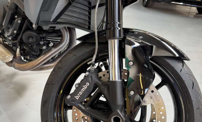 BMW F 900 R Sport Plus 2025 Gasolina-9