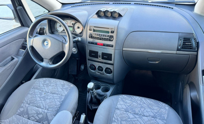 Fiat Idea Advent./ Adv.LOCKER 1.8 mpi Flex 5p 2007 Flex-5