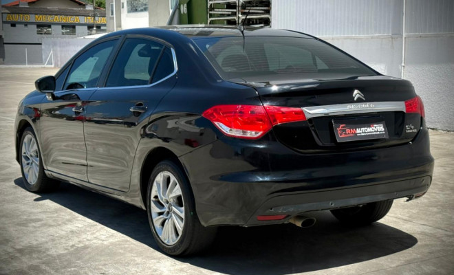 Citroën C4 LOUNGE Tendance 2.0 Flex 4p Aut. 2015 Flex-4