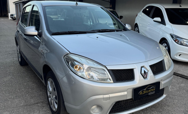 Renault SANDERO Expression Hi-Flex 1.6 8V 5p 2011 Flex
