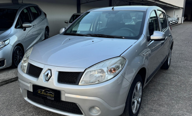 Renault SANDERO Expression Hi-Flex 1.6 8V 5p 2011 Flex-1