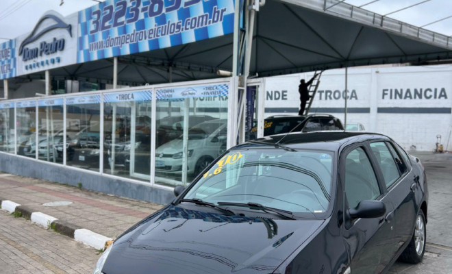 Renault SYMBOL Privilège Hi-Flex 1.6 16V 4p 2010 Flex