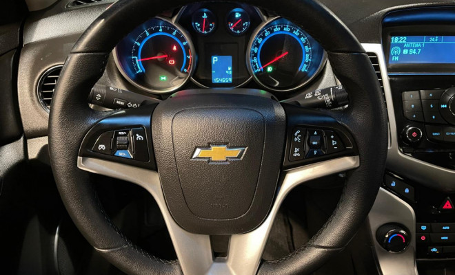 GM Chevrolet Cruze HB Sport LT 1.8 16V Flex Aut 2015-5