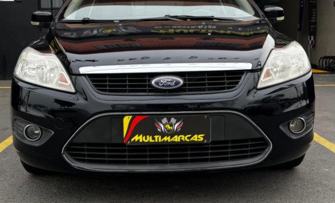 Ford Focus Sed. TI./TI.Plus 2.0 16V Flex  Aut 2012 Flex-0