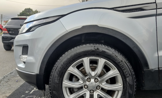 Land Rover Range R.EVOQUE Pure  2.0 Aut. 5p 2014 Gasolina-15