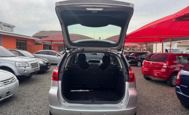 Citroën Grand C4 Picasso 2.0 16V 143cv Aut 2010 Gasolina-15