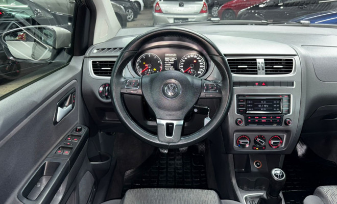 VW - VolksWagen SPACEFOX  SPORTLINE/HIGHLINE 1.6 T.Flex 2014 Flex-7