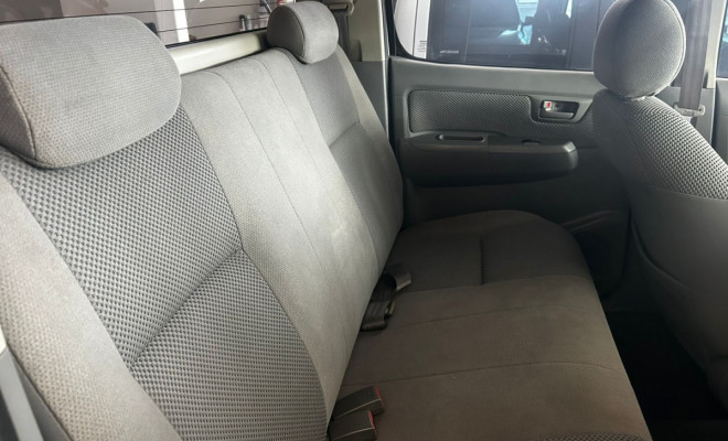 Toyota Hilux CD SRV D4-D 4x4 3.0 TDI Diesel Aut 2008 Diesel-9