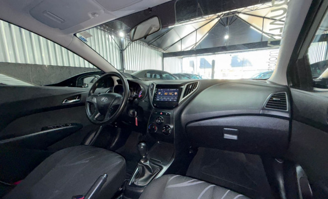Hyundai HB20 Comf./C.Plus/C.Style 1.0 Flex 12V 2015 Flex-8