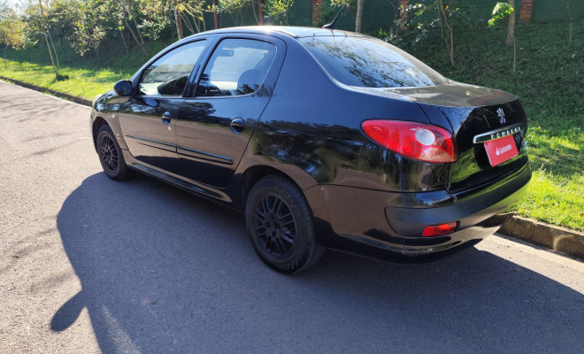 Peugeot 207 Sed. Passion XR Sport 1.4 Flex 8V 4p 2009 Flex-1