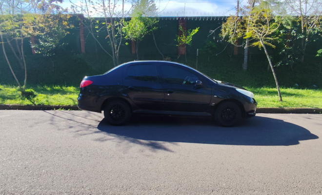 Peugeot 207 Sed. Passion XR Sport 1.4 Flex 8V 4p 2009 Flex-8