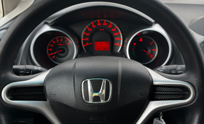 FIT LX 1.4 Automático 2013 – Versatilidade, economia e conforto em um só carro!-5