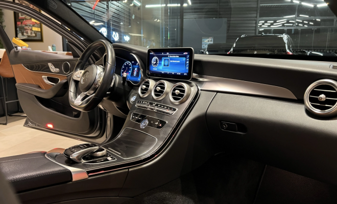 Mercedes-Benz C-300 Sport 2.0 16V Aut. 2019 Gasolina-7