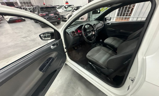 VW - VolksWagen Saveiro 1.6 Mi/ 1.6 Mi Total Flex 8V 2014 Flex-6