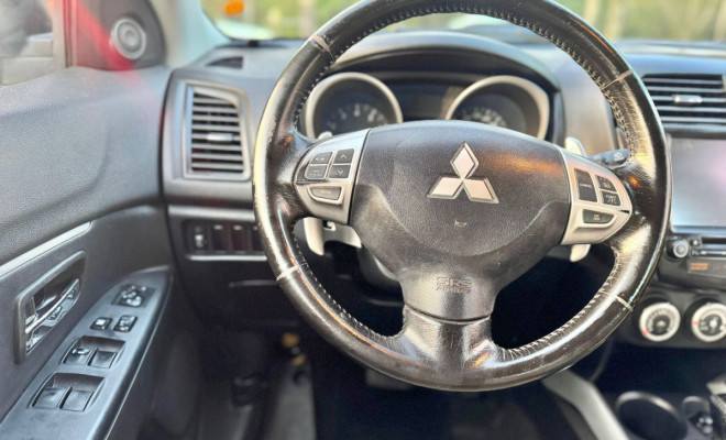 Mitsubishi ASX 2.0 16V 160cv Aut. 2011 Gasolina-9