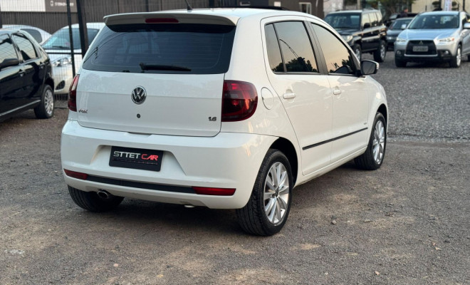VW - VolksWagen Fox PRIME/Higli. 1.6 Total Flex 8V 5p 2011 Flex-1