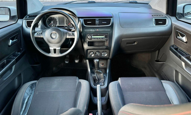 VW - VolksWagen Fox PRIME/Higli. 1.6 Total Flex 8V 5p 2011 Flex-7