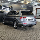 VW - VolksWagen TIGUAN Allspac R-Line 350 TSI 2.0 4x4 2021 Gasolina