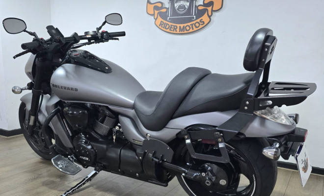 SUZUKI BOULEVARD M1800R B.O.S.S. 2019 Gasolina-10