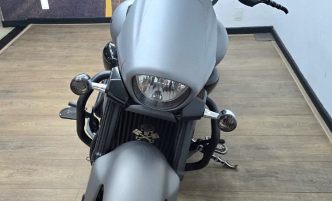 SUZUKI BOULEVARD M1800R B.O.S.S. 2019 Gasolina-1