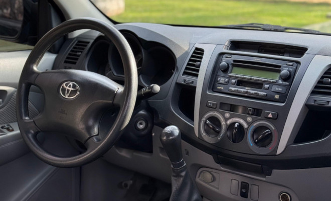 Toyota Hilux CD SRV D4-D 4x4 3.0  TDI Dies 2007 Diesel-4